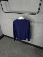 Ami Sweater Blue Zachte Stof - Afbeelding 2